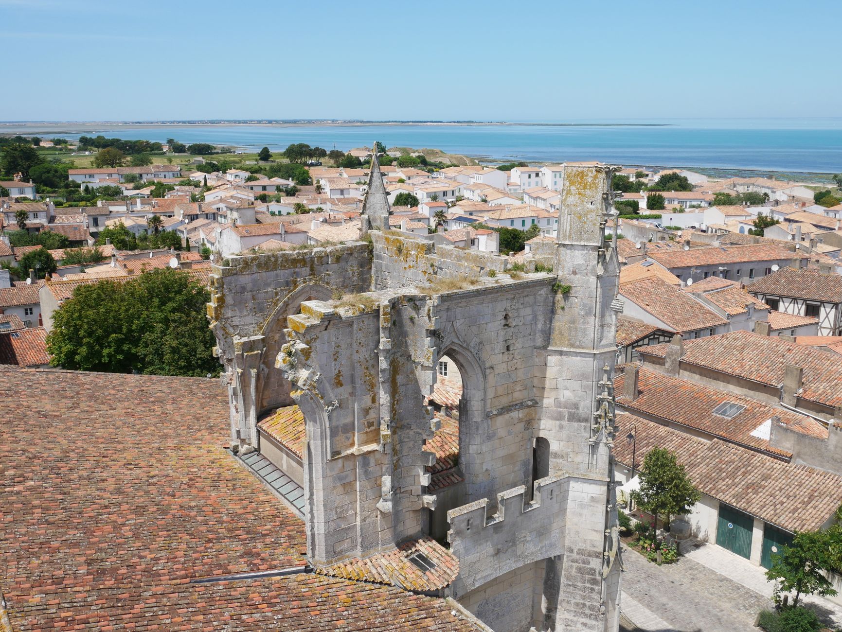 Bâchage de toiture équipe à Beauvais